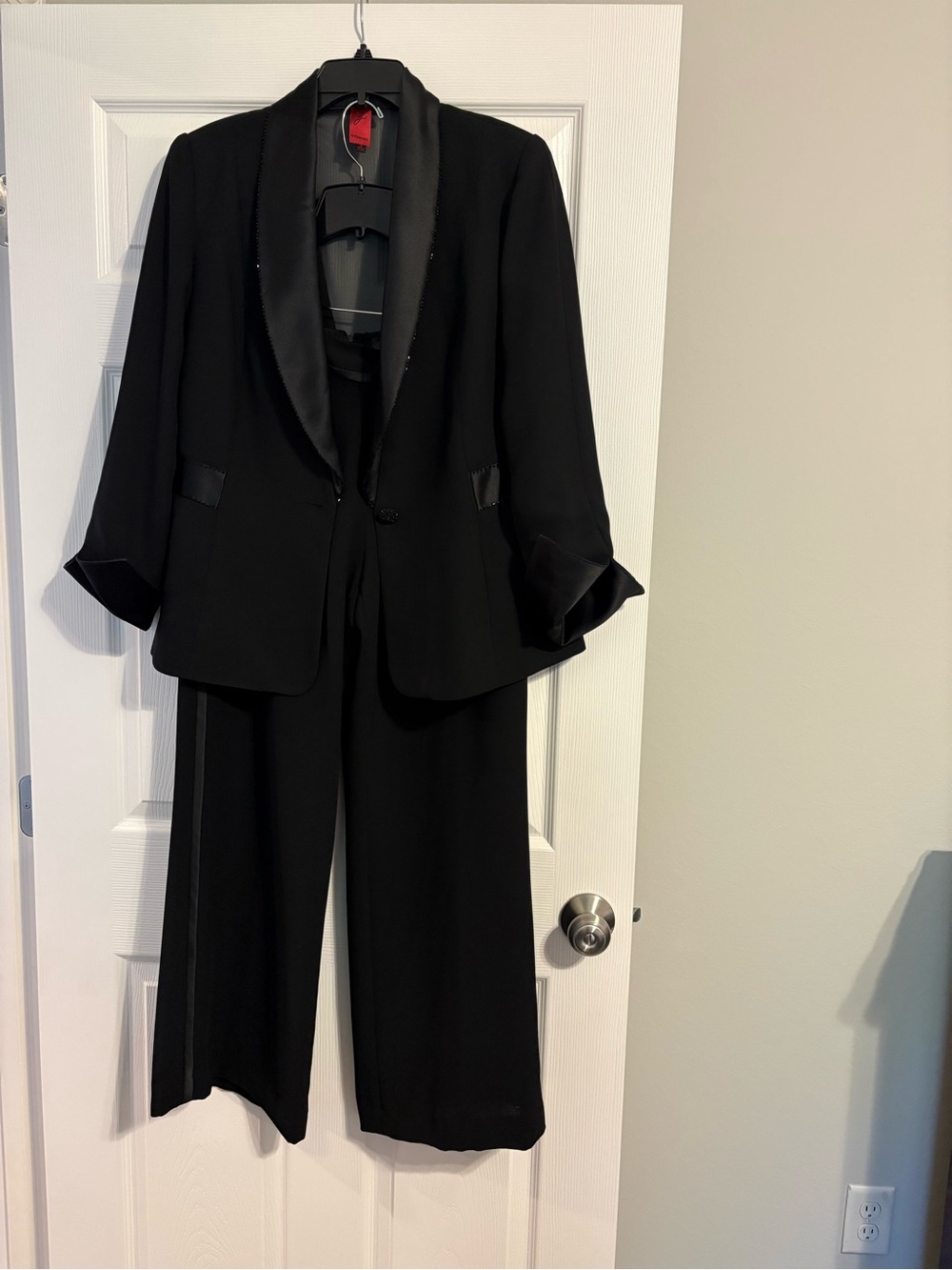 JS Studio Black Satin Trim Blazer with  Sandra Darren Wide-Leg Trousers